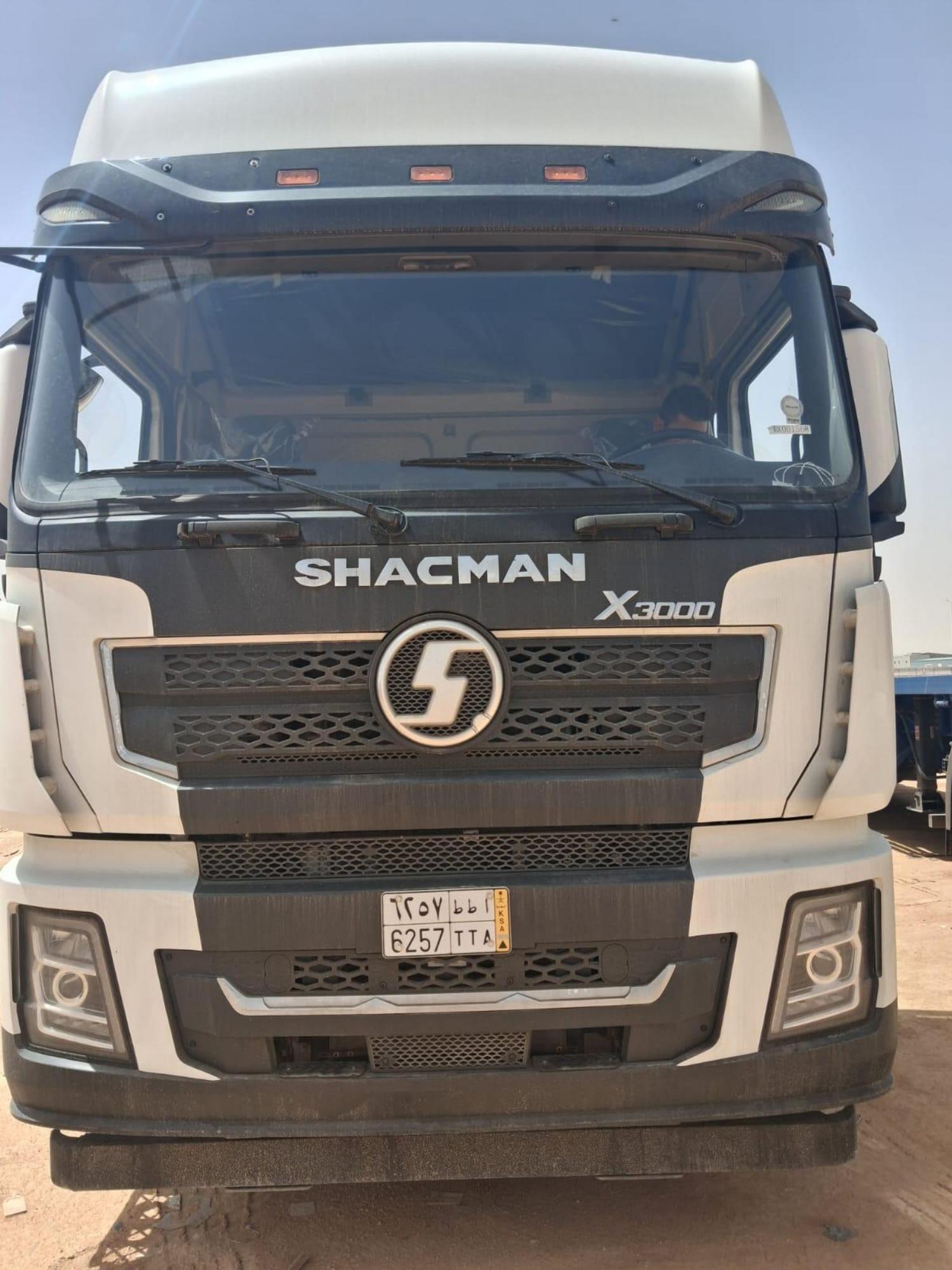 Shacman truck, plate 6257 TTA