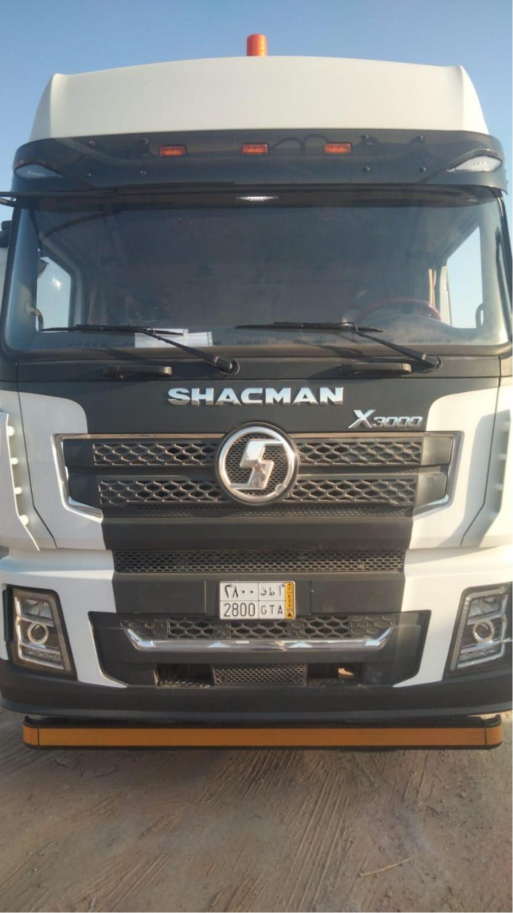 Shacman truck, plate 2800 GTA