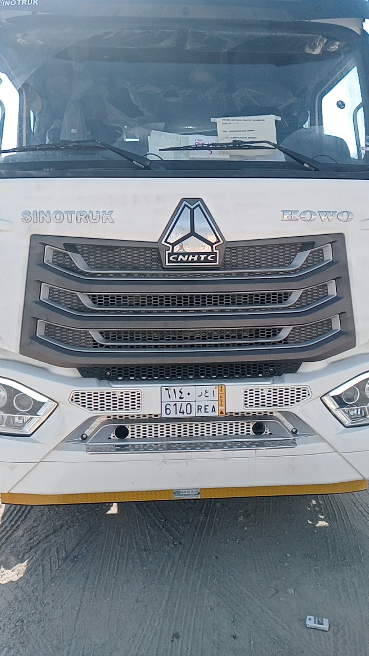 CNHTC truck, plate 6140 REA