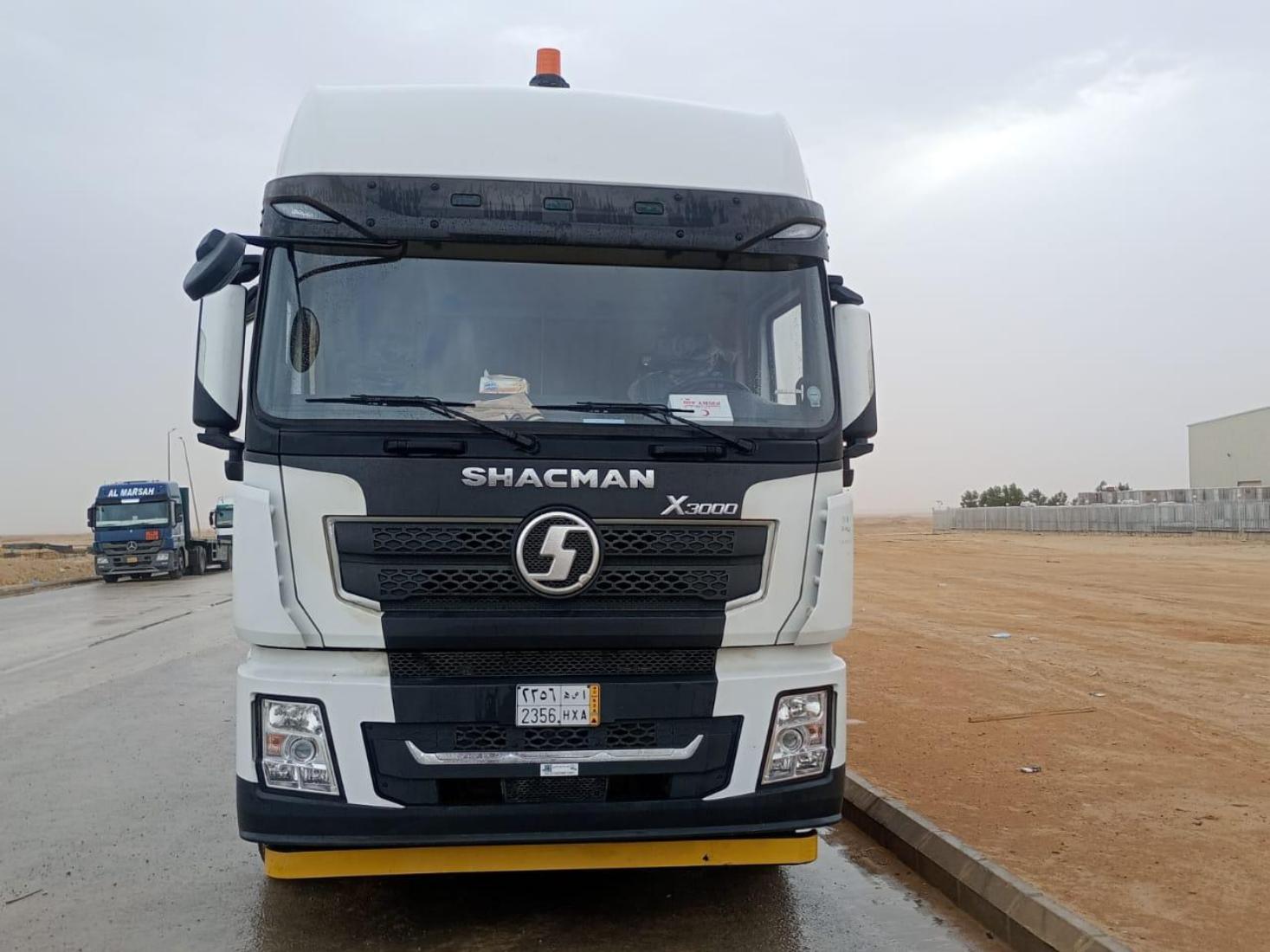 Shacman truck, plate 2356 HXA