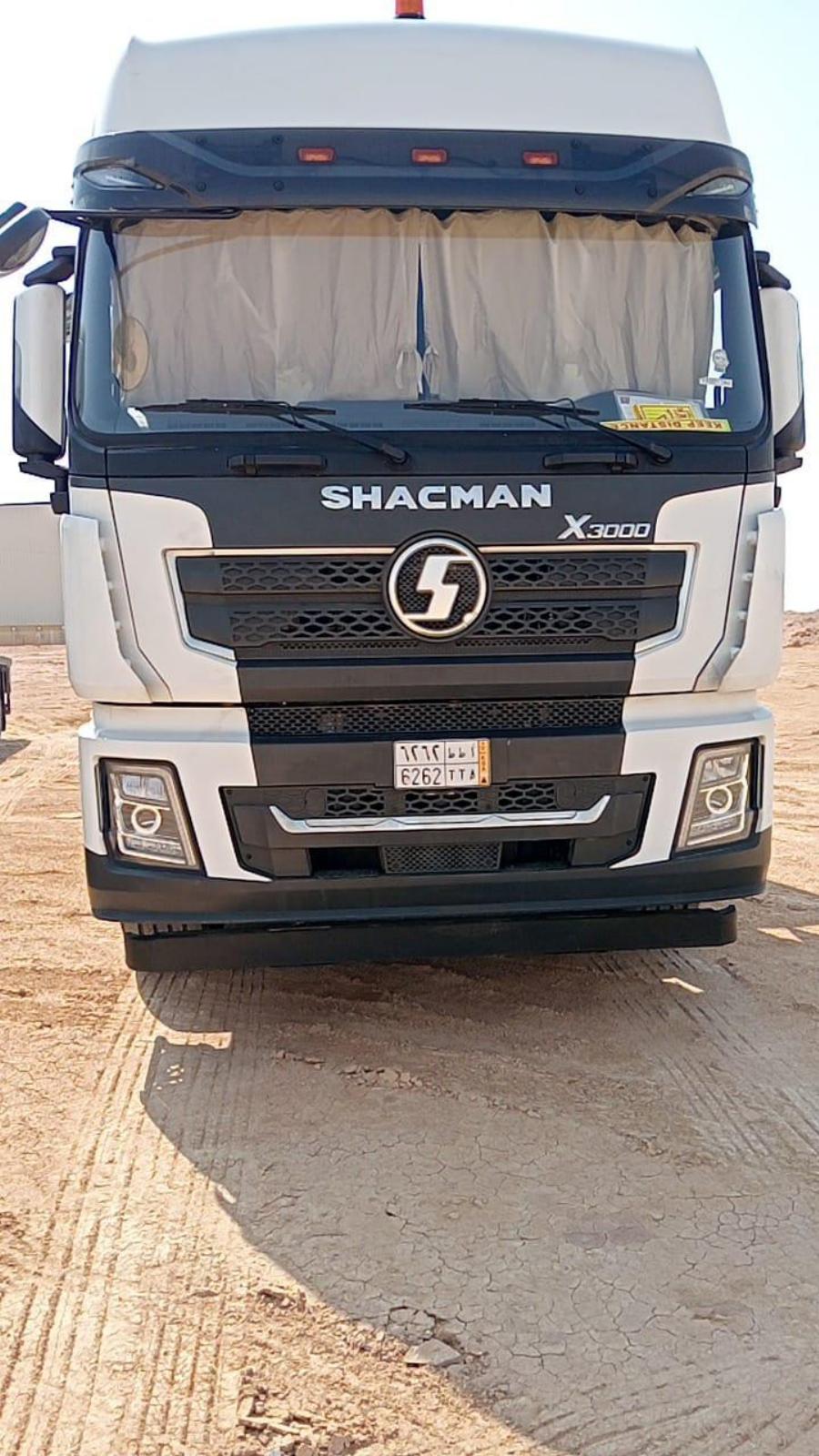 Shacman truck, plate 6262 TTA