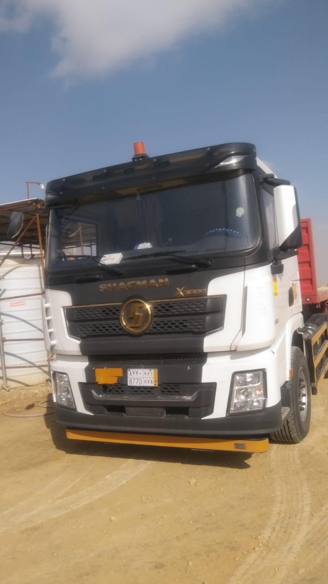 Shacman truck, plate 8770 HXA